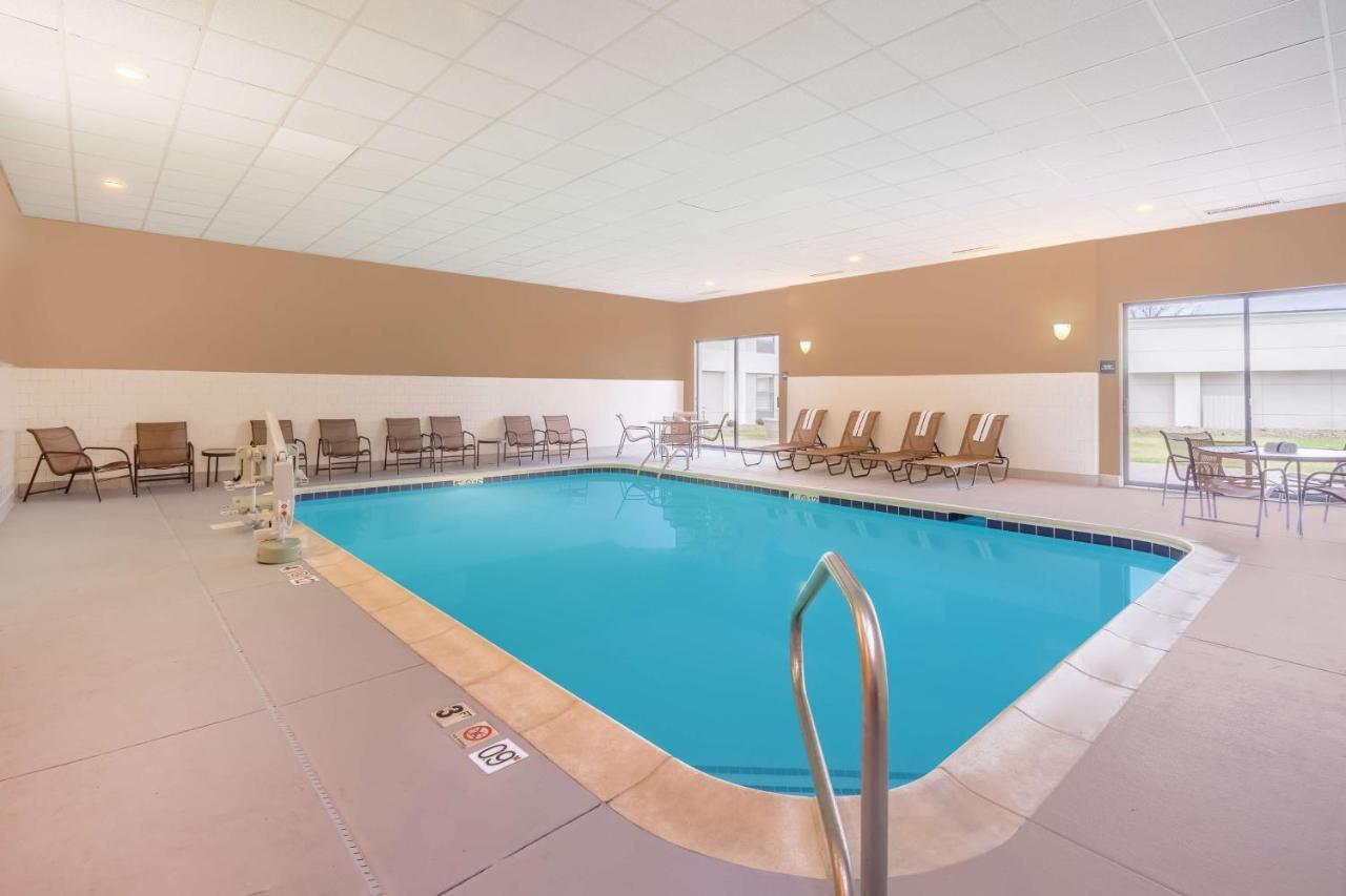 Hotel Hampton Terre Haute