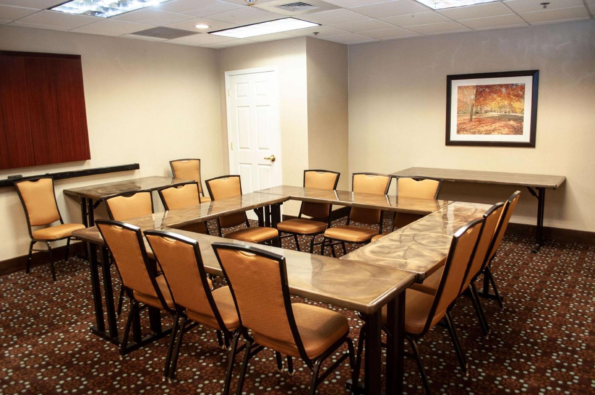 Hampton Hotel Terre Haute